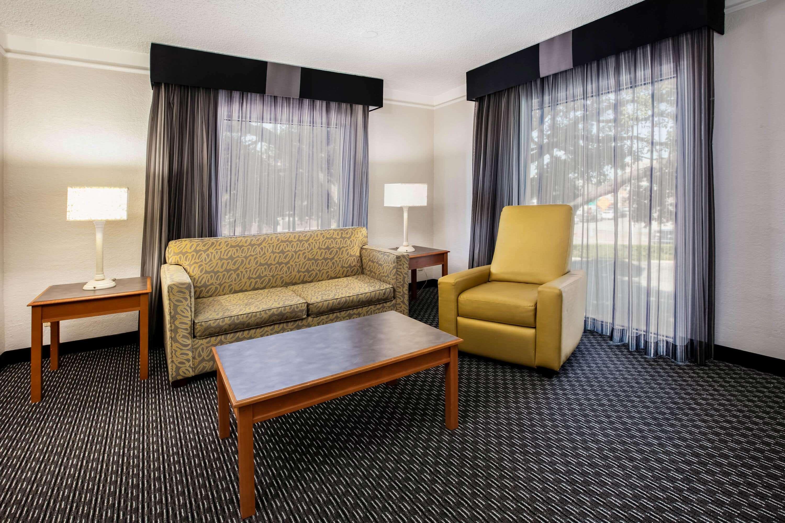 La Quinta Inn By Wyndham Dallas Uptown Exteriör bild