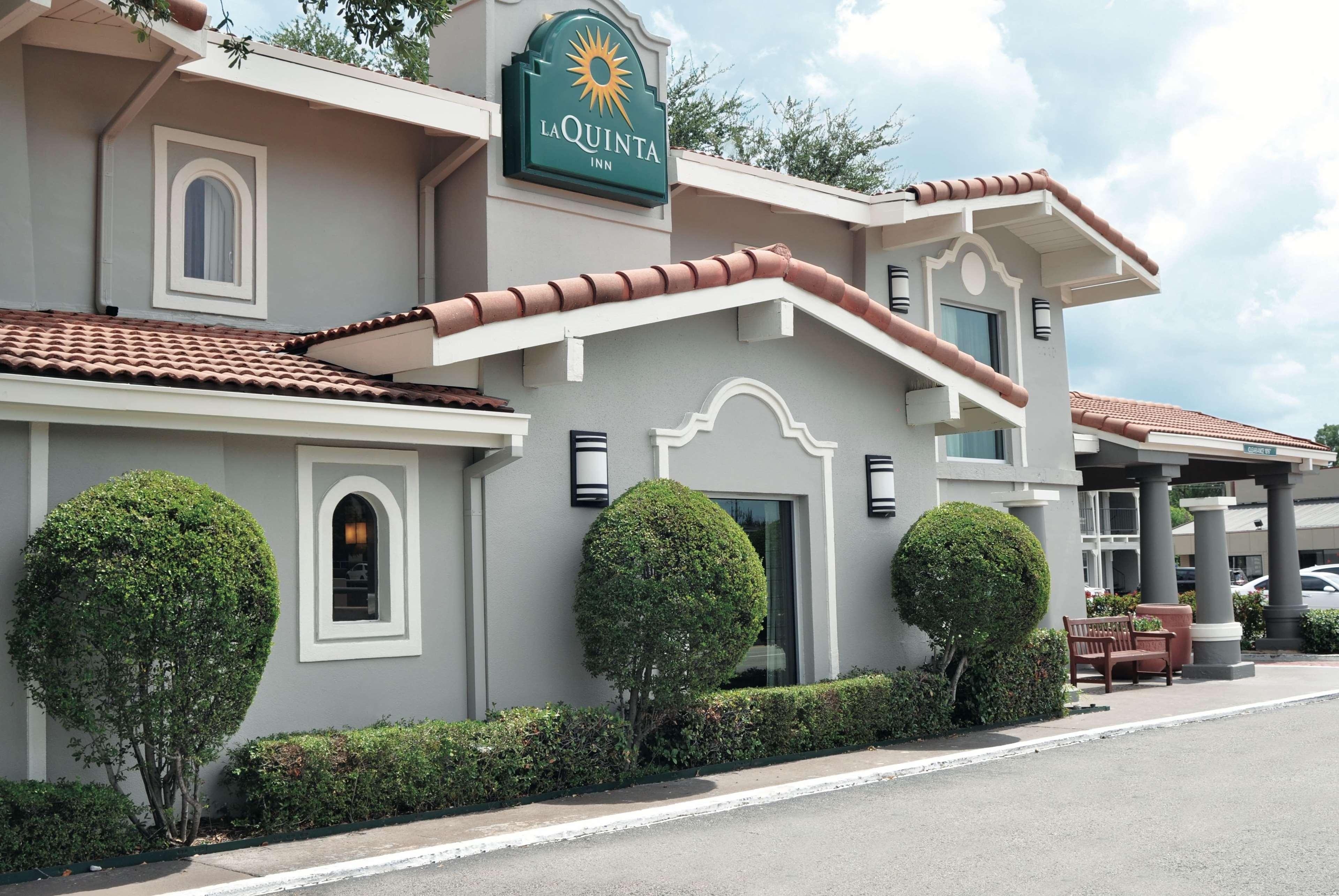 La Quinta Inn By Wyndham Dallas Uptown Exteriör bild