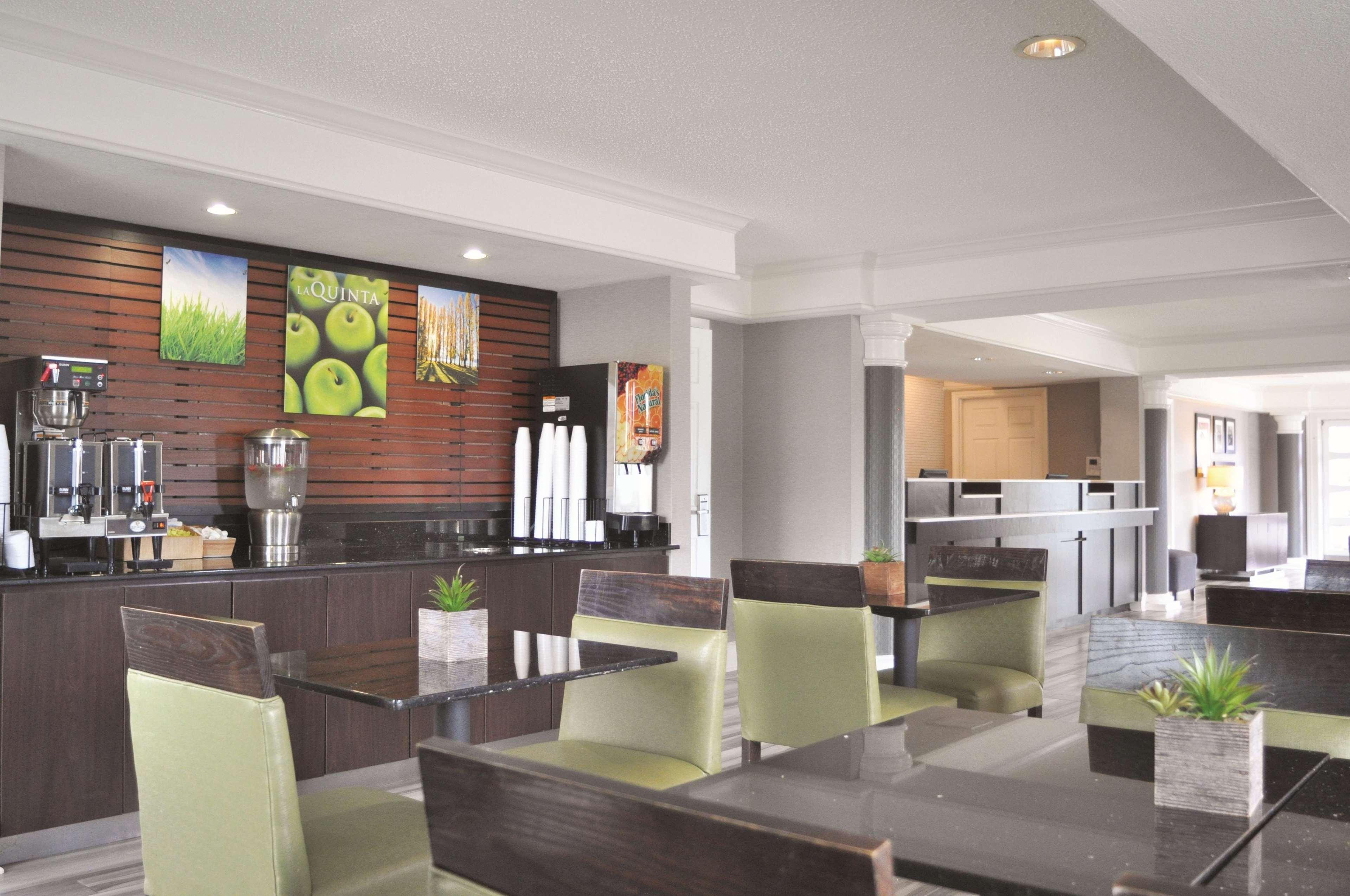La Quinta Inn By Wyndham Dallas Uptown Exteriör bild