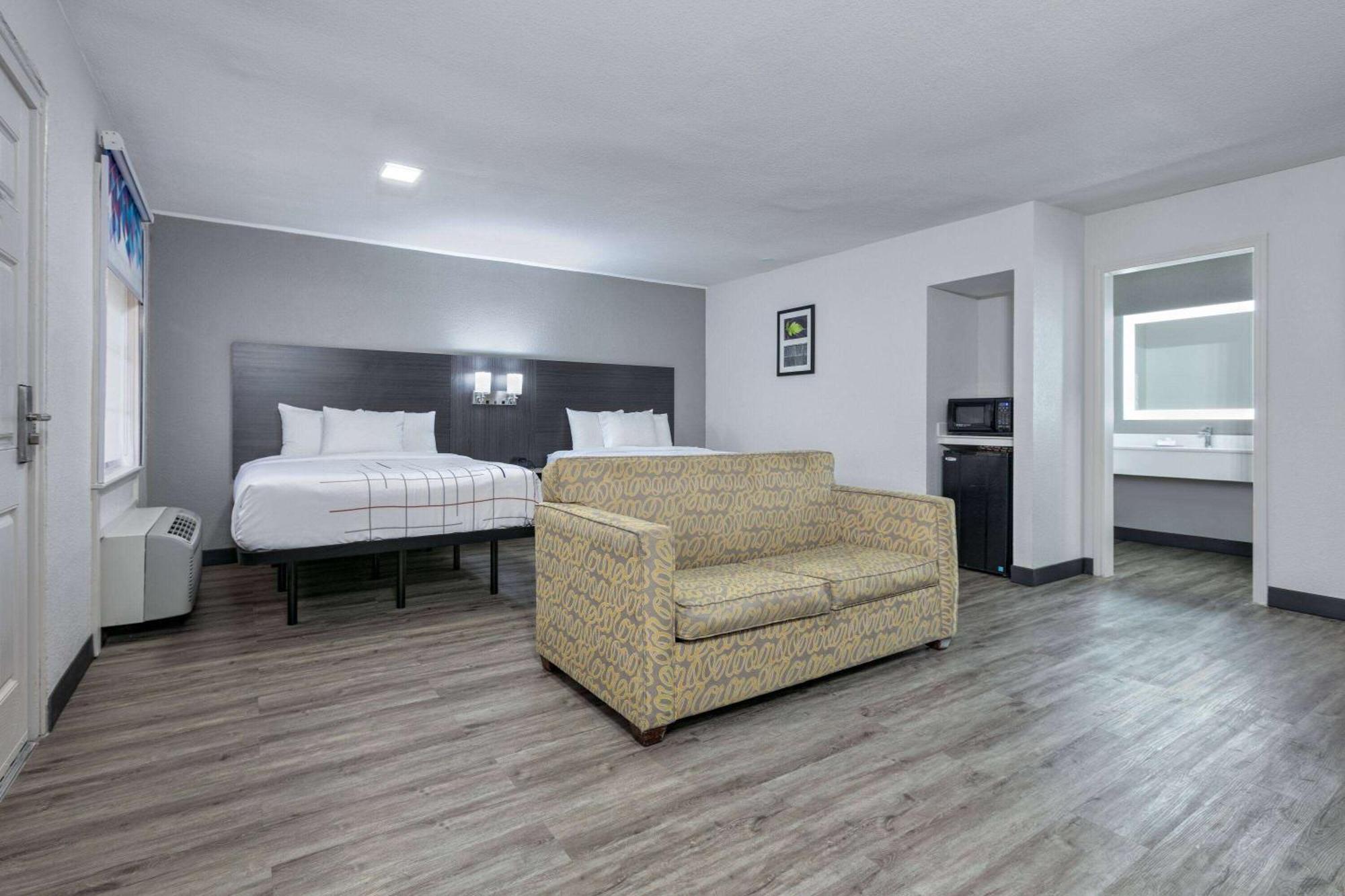La Quinta Inn By Wyndham Dallas Uptown Exteriör bild
