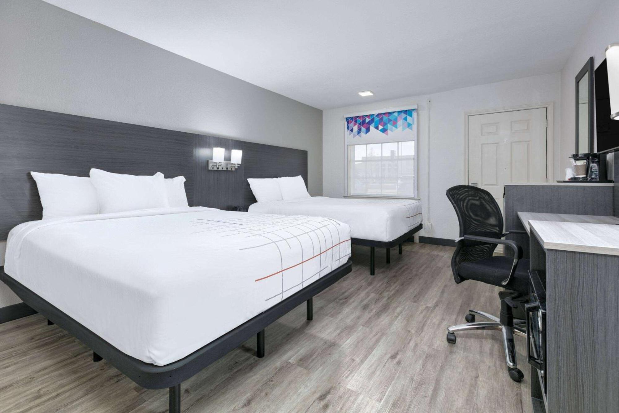 La Quinta Inn By Wyndham Dallas Uptown Exteriör bild