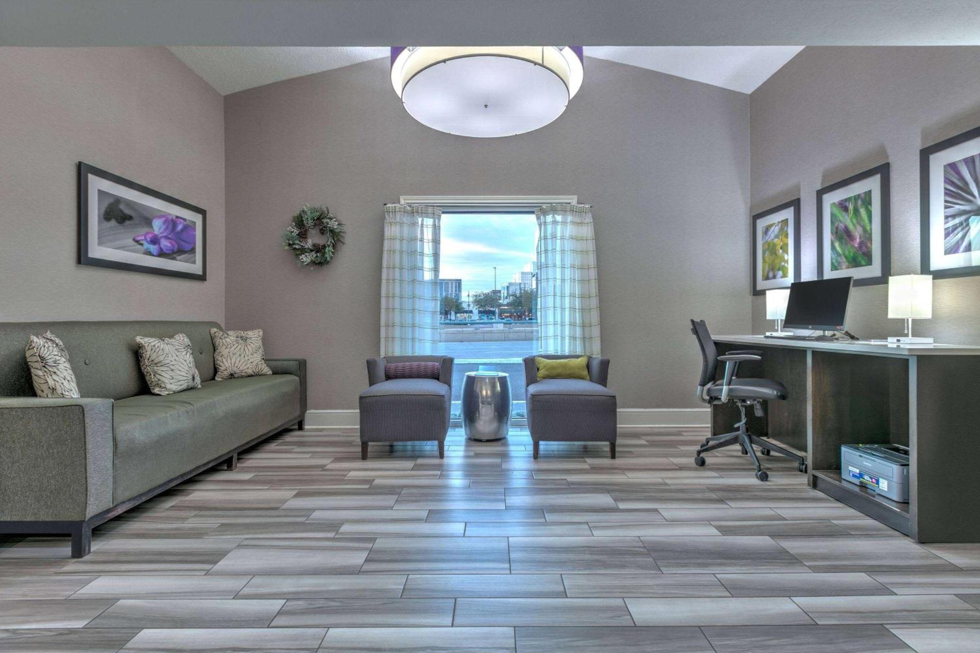 La Quinta Inn By Wyndham Dallas Uptown Exteriör bild