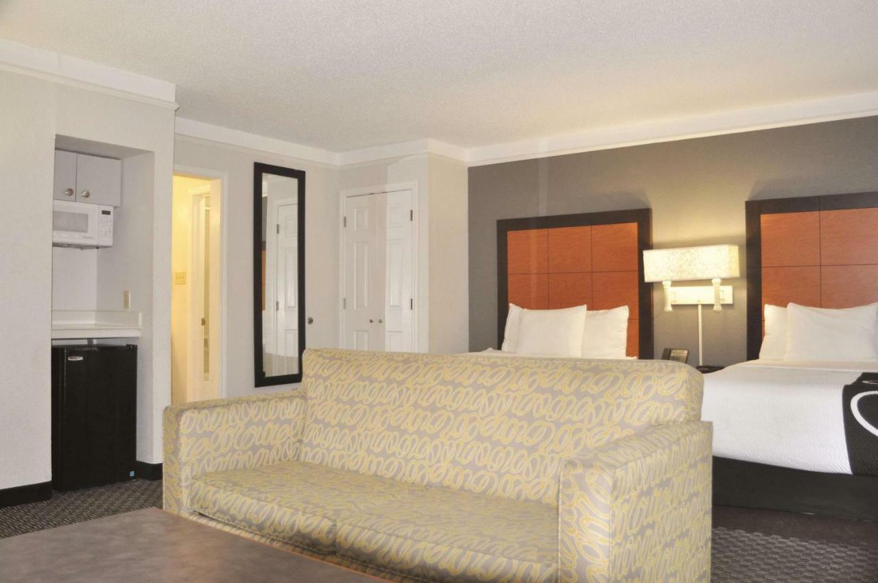 La Quinta Inn By Wyndham Dallas Uptown Exteriör bild
